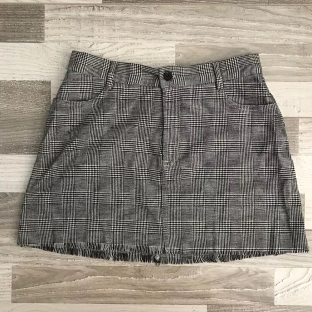 Brandy Melville Skirt NWOT